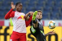 Enock Mwepu (RBS) und Sandi Lovric (Sturm) (c) GEPA Mandl