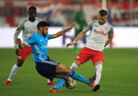 Morgan Sanson (Marseille) und Valon Berisha (RBS) (c) GEPA pictures Mario Buehner.jpg