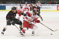 Ville Leskinen (Kaerpaet) und Alexander Rauchenwald (EC RBS) (c) GEPA pictures Mathias Mandl.jpg